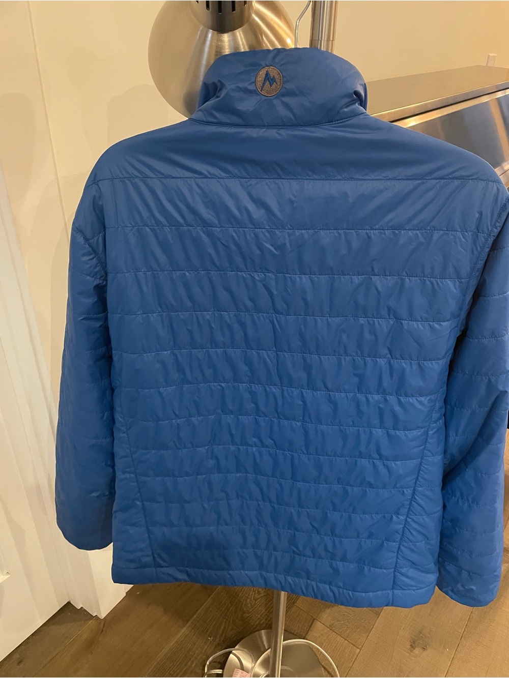 Marmot Men's Blue Quilted Puffer Jacket - Picture 4 of 4